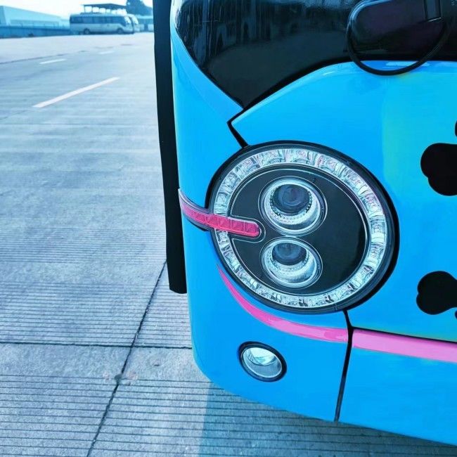 6.6m Mini Bus électrique Véhicule de recharge de batterie 23 places avec une autonomie de 200 km LHD RHD pour les services de navette