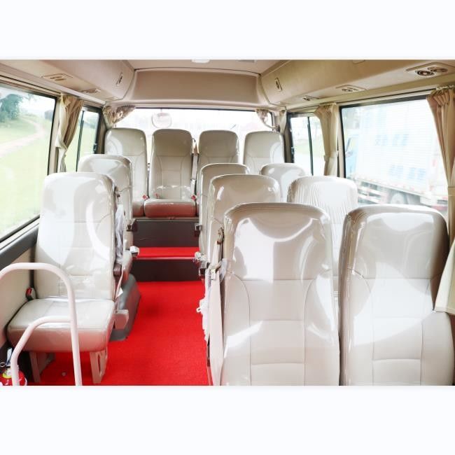 Autobus de caboteur de 25 Seater avec le parc de divertissements du moteur diesel DVD et les hauts-de retour sièges