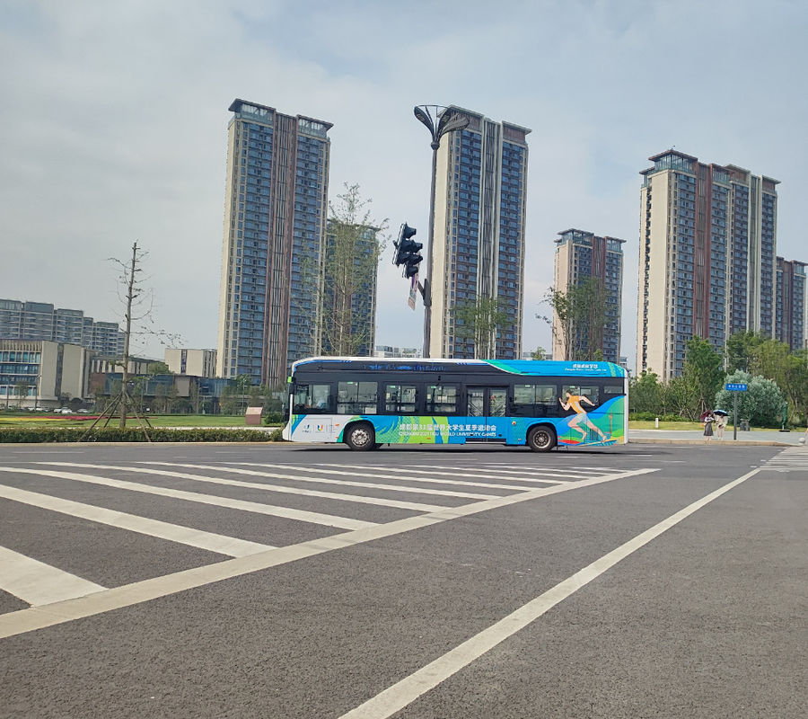 Autobus électrique de ville de 12m Autobus à plancher bas Autobus express national Autobus de 41 places pour le transport en commun.