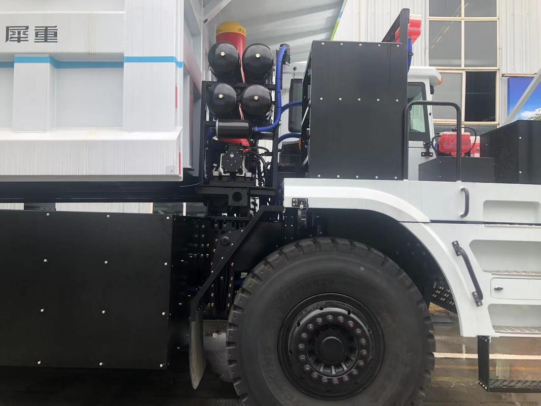Camion minier électrique de 125 tonnes avec batterie LFP de 528 kWh et longue portée
