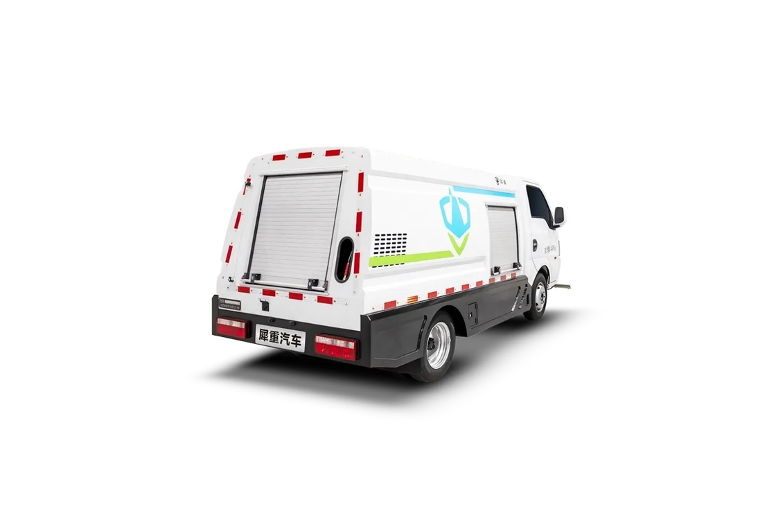 Pure Electric 4.5T Sanitation Vehicle with 2m³ Clean Water Tank and  for Road Maintenance