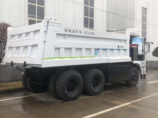 Camion minier électrique à charge utile de 110 tonnes équipé d'une batterie LFP de 528 kWh pour le transport autonome de marchandises sans émission
